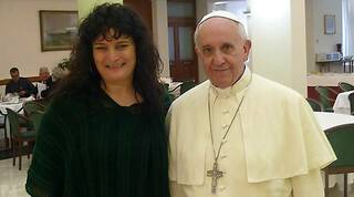 Papa Francisco y el Rosario contra el tráfico de personas y la prostitución... Testimonio de Alicia