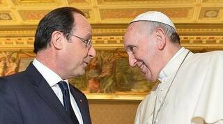 Papa Francisco recibe a Hollande 
