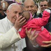 El Papa proclama y celebra signos de vida para detener la violencia en el mundo