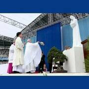 Papa Francisco desde Asia proclama a la Santísima Virgen Madre de la esperanza