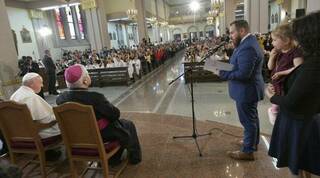 El Papa alienta la fe desde Bulgaria destacando que la Iglesia es madre y hogar