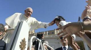 Papa Francisco a la comunidad creyente: 