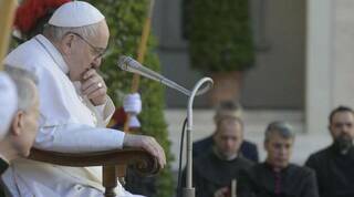 El Papa Francisco responde a una habitual pregunta de los fieles: «¿Por qué a veces parece que Dios no escucha?»