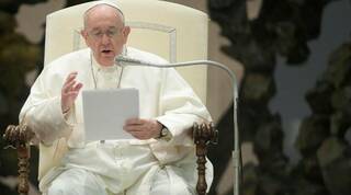 El Papa Francisco reflexiona sobre el don que nos permite a los pecadores ser convertidos en justos