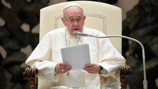 “José nos enseña a mirar las periferias, lo que el mundo no quiere”, enseña el Papa Francisco