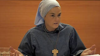 Madre Verónica, fundadora de Iesu Communio desafía: Si tienes libertad ¿por qué te sientes prisionero? 